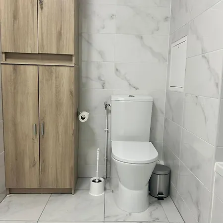 Welcome To Becky Appartement